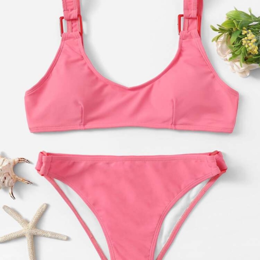 Pink buckle bikini!